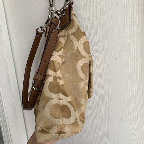 Never Worn Coach Purse with Adjustable Detachable Strap - Picture 13 of 13